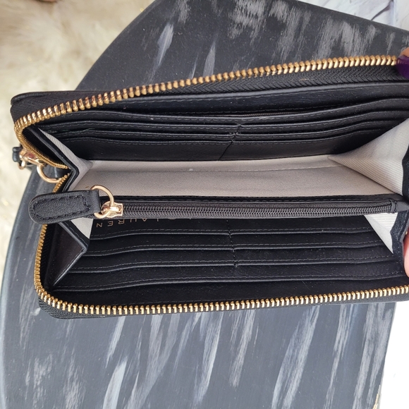NWOT LC Lauren Conrad wristlet - Picture 6 of 9